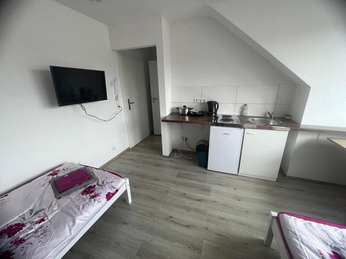 Top Monteurzimmer Duisburg Eksteriør bilde